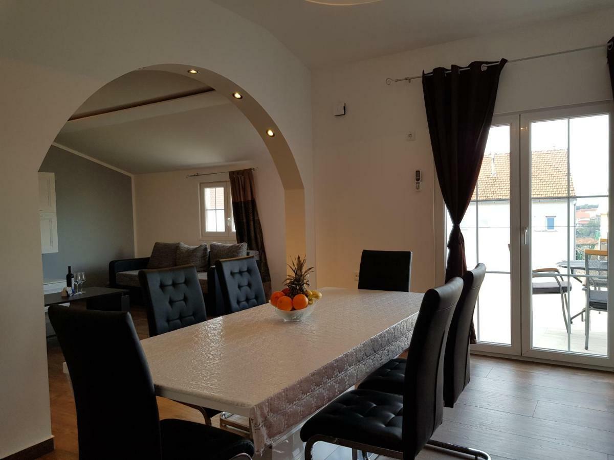Apartment Jopa Šibenik Exteriör bild